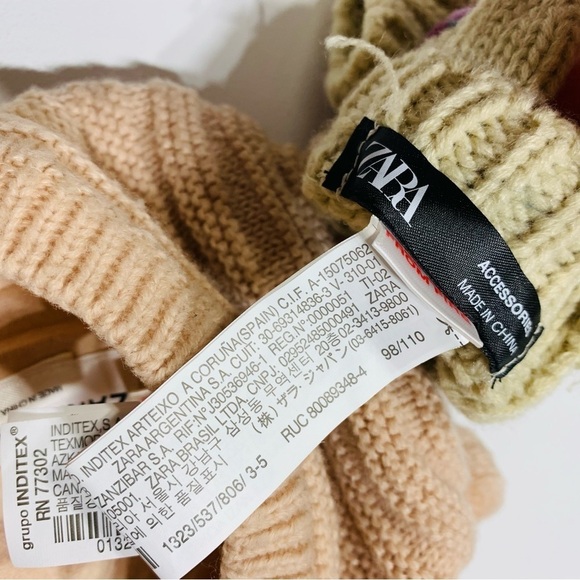 Zara knit baby girls mittens and hat - Picture 3 of 3